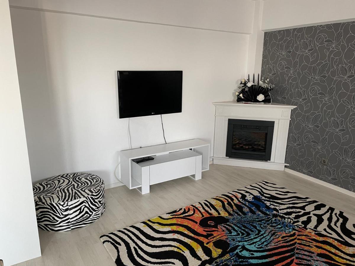 Panoramic M&M Apartment Suceava Bagian luar foto