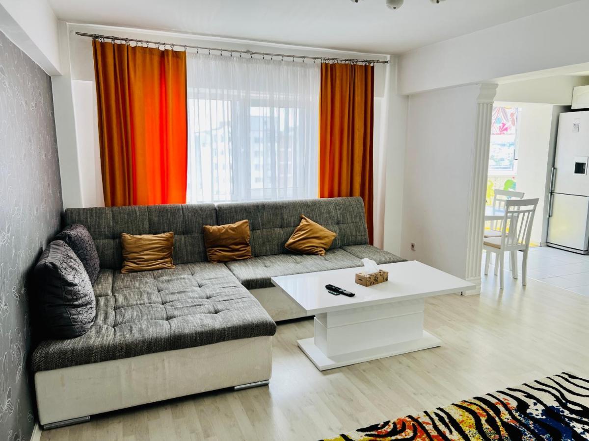 Panoramic M&M Apartment Suceava Bagian luar foto