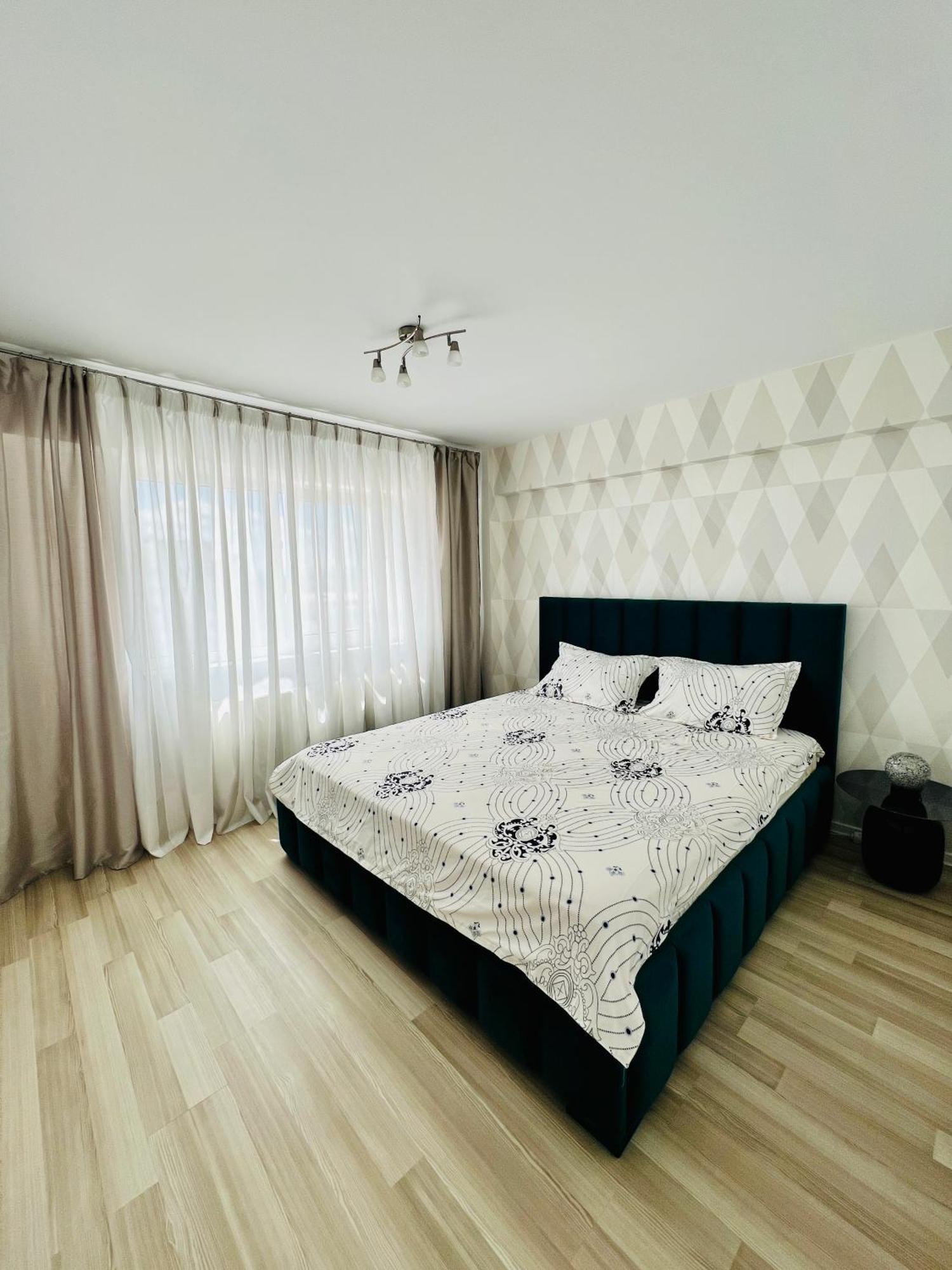 Panoramic M&M Apartment Suceava Bagian luar foto